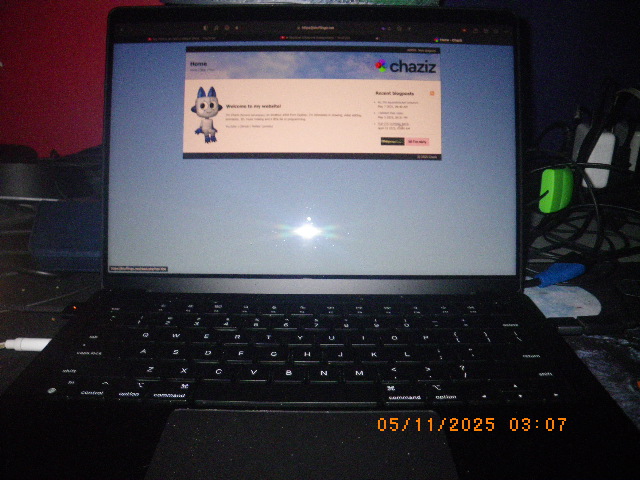 MacBook Pro (Mac16,1 / A3112)